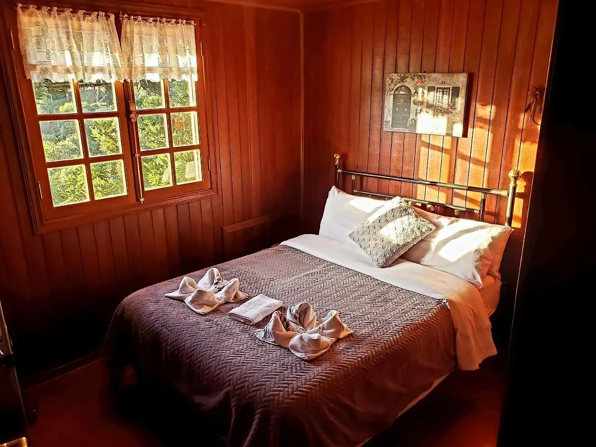 Mansao Austriaca Guesthouse Campos do Jordao 3*,