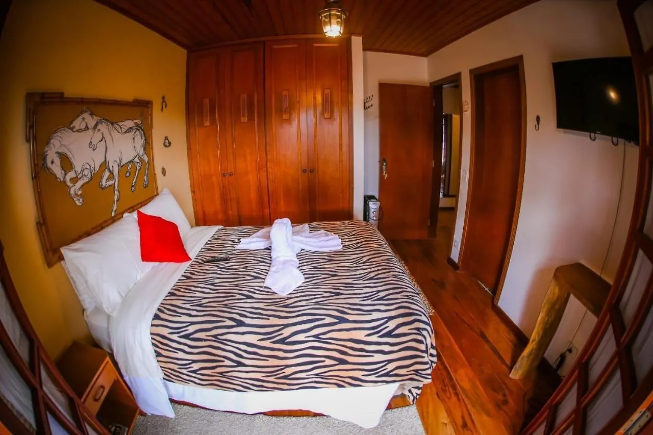 Mansao Austriaca Guesthouse Campos do Jordao